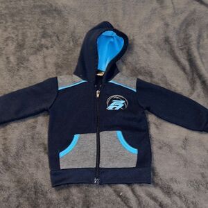 👕2t basketball zip up